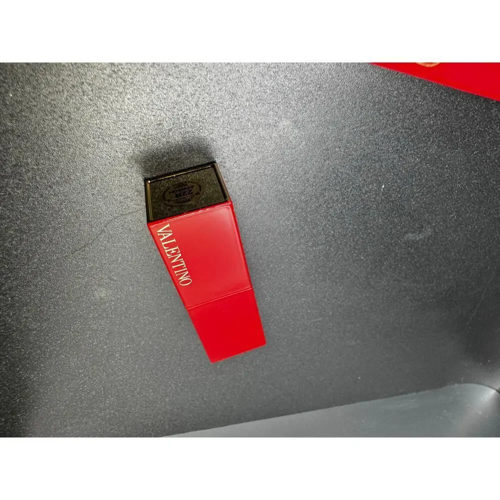 Valentino nwt lipstick